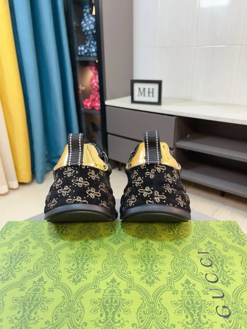 Men's shoes 💰560🌹🌹【GUCCI】pop-top casual sneakers with daddy outsole, breathable and comfortable, easy to walk, a versatile style for trendy men, upper with cowhide edged outsole design➕genuine leather lining➕Gucci's popular original outsole, sports and running style, super comfortable. Code number 38-44